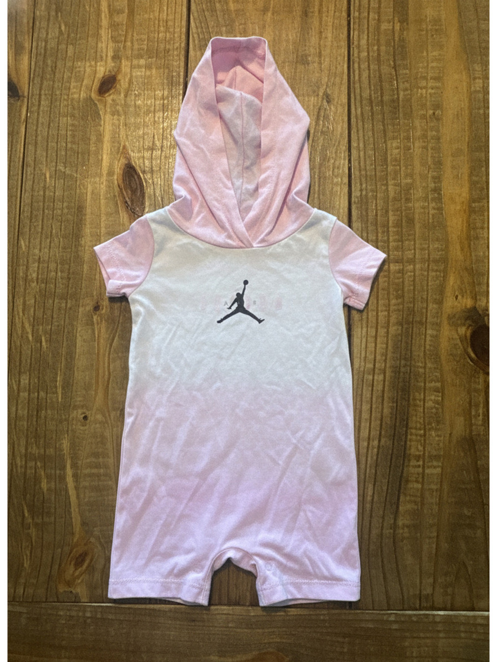 New Jordan Baby Pink and White Hooded Romper 9 months Girls infant